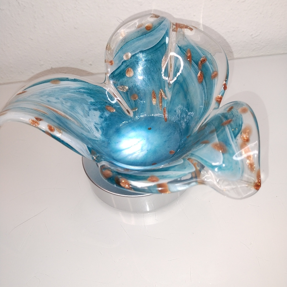 HandBlown Murano Lavorazione Blue Petal Art Glass Bowl with Gold Aventurine - Picture 9 of 10